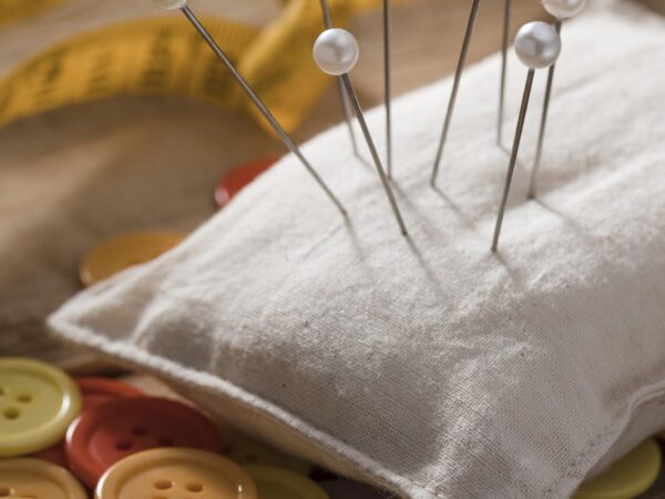 Quais os melhores alfinetes para seus projetos de costura e como escolher corretamente?
